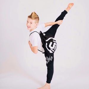 Meet your Posher, Brooks